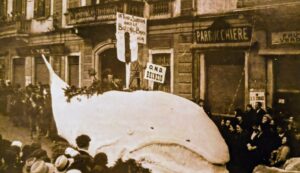 La balena di Brinzio al carnevale di Varese nel 1935
